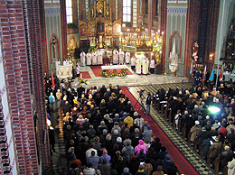 Slavnostní mše svatá ke&nbsp;100. výročí posvěcení ludgeřovického chrámu sv.&nbsp;Mikuláše