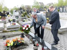 Vedoucí představitelé obce uctili památku obětí 2.&nbsp;světové války